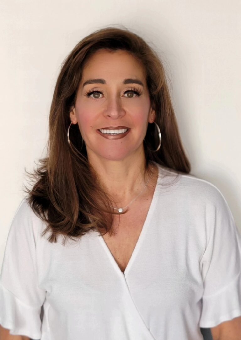 Kary Head shot 768x1084